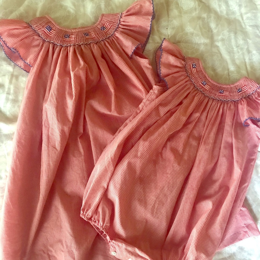 Sister set! Smocked flag outfit